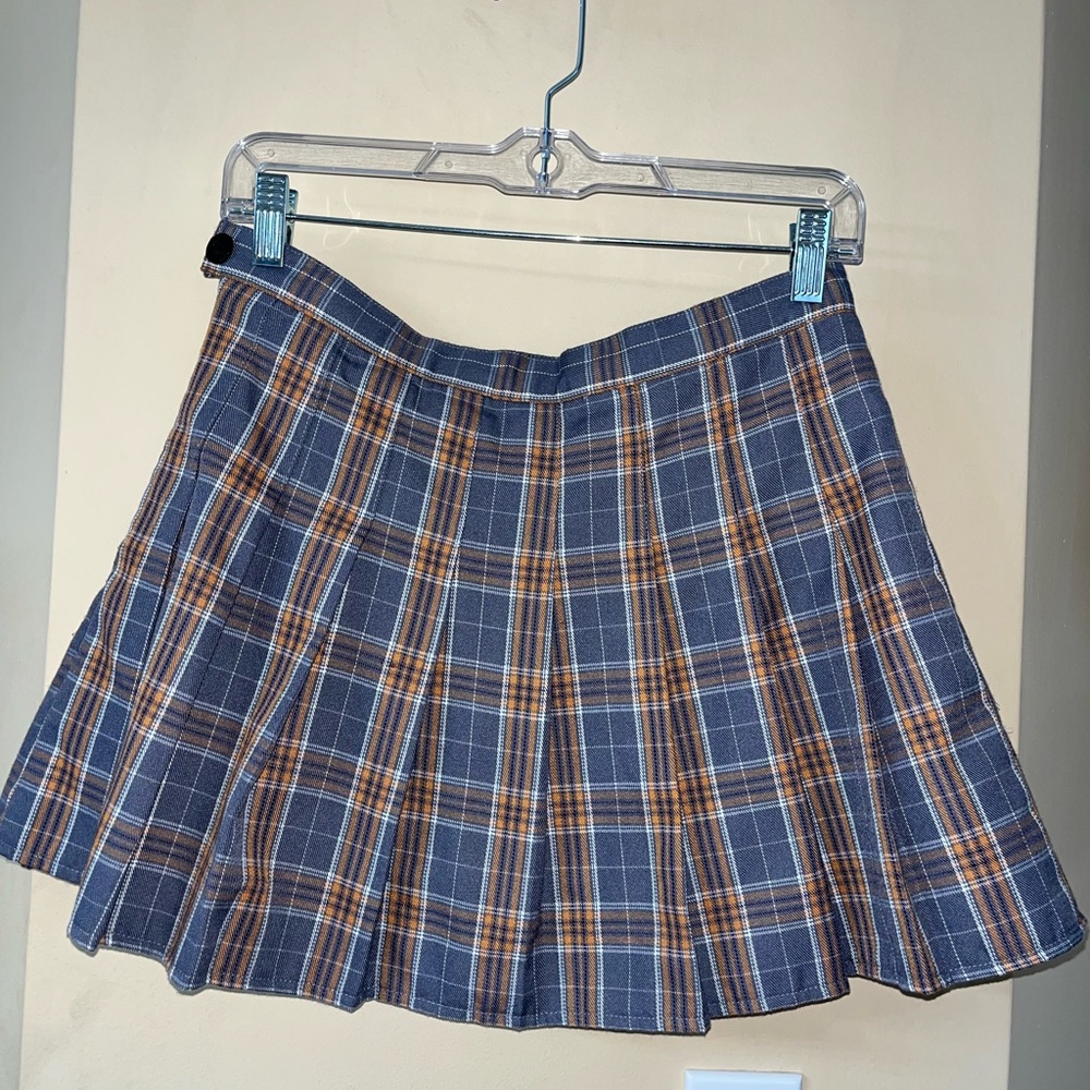 Grey and pink plaid skirt